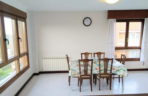 Pedrena House | Homerez - House 1 km away from the beach for 6 ppl. with sea view at Pedreña