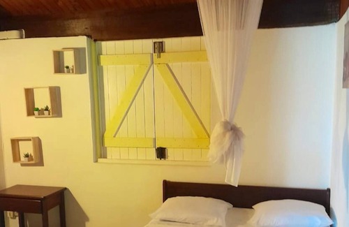 Ducos House | Homerez - House 10 km away from the beach for 4 ppl. with garden at Ducos