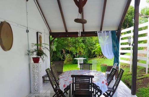 Ducos House | Homerez - House 10 km away from the beach for 4 ppl. with garden at Ducos