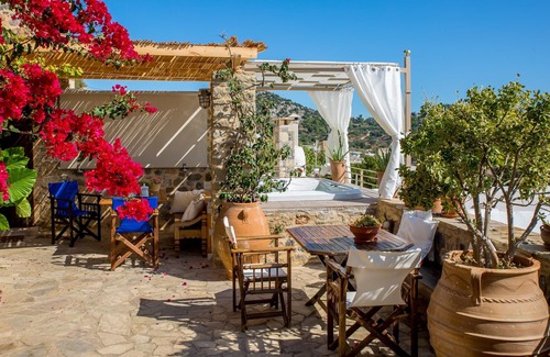 Anatoli House | Homerez - House 12 km away from the beach for 9 ppl. with jacuzzi at Anatoli