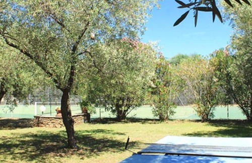 Querciolo House | Homerez - House 4 km away from the beach for 4 ppl. with shared pool and garden