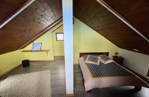 Trois-Bassins House | Homerez - House 7 km away from the beach for 3 ppl. with garden at Trois Bassins