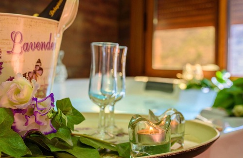 Laroya House | Homerez - House for 2 ppl. with shared pool, jacuzzi and terrace at Laroya