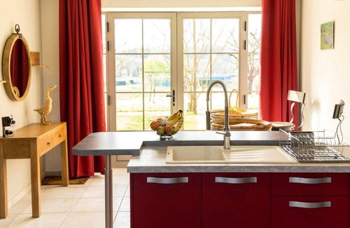 Eymet House | Homerez - House for 6 ppl. with shared pool, jacuzzi and terrace at Eymet