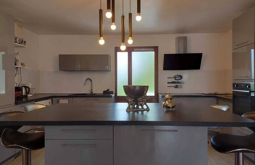 La Bazoche-Gouet House | Homerez - House in La Bazoche-Gouet