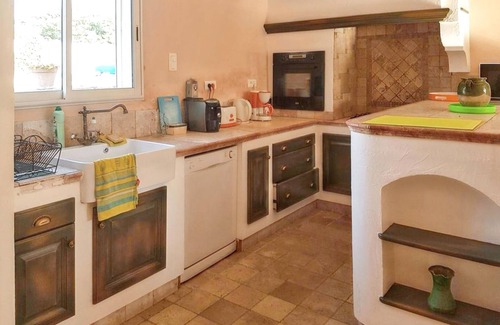 Aubignan House | Homerez - House in Aubignan, shared pool