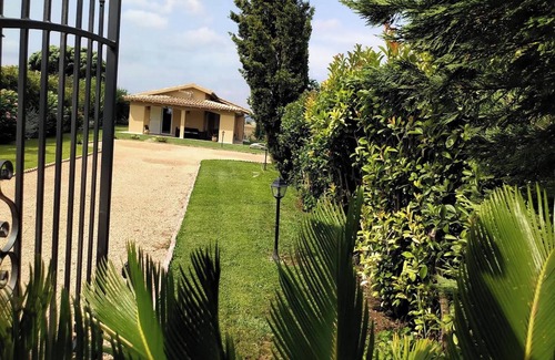 Pescia Romana House | Homerez - House in Pescia Romana