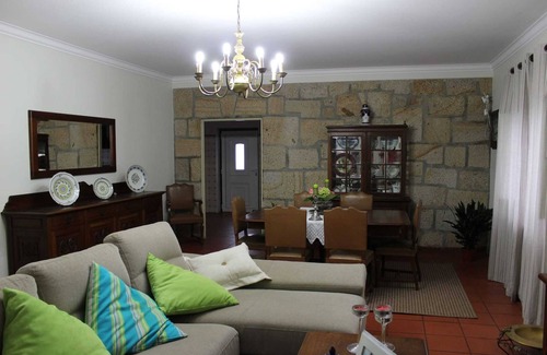 Paredes de Coura House | Homerez - House for 4 ppl. with swimming-pool and terrace at Paredes de Coura