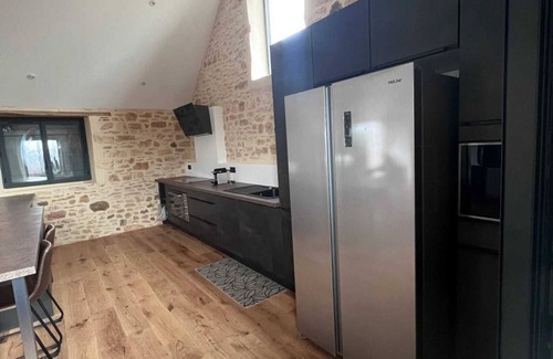 Simeyrols House | Homerez - House with Garden in Simeyrols