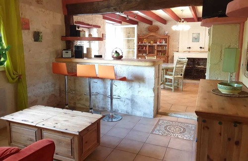 Meursac House | Homerez - House with pool in Meursac