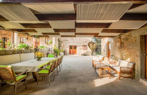 Amares House | Homerez - Luxurious House with Pool in Braga