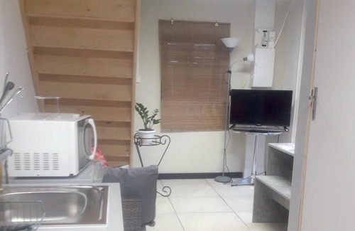 Saint-Benoit Apartment | Homerez - Nice appartement for 2 ppl. with garden at Saint-Benoit