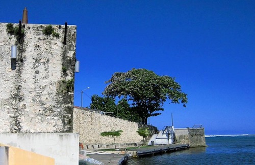 Le Moule Apartment | Homerez - Nice appartement for 4 ppl. with balcony at Le Moule