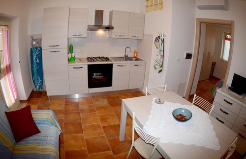 Grosseto Apartment | Homerez - Nice appartement 5 km away from the beach for 3 ppl. with shared pool
