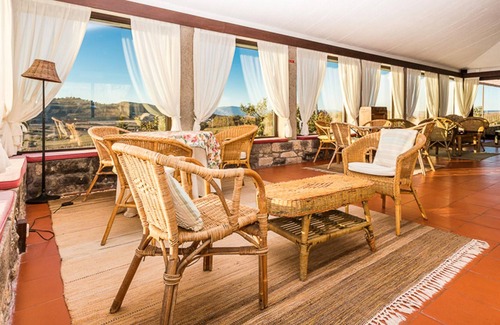 Queimada Apartment | Homerez - Nice appartement for 2 ppl. with shared pool and jacuzzi at Armamar