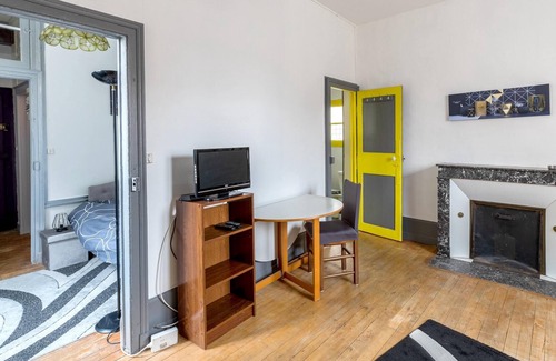 Sens Apartment | Homerez - Nice appartement for 2 ppl. at Sens