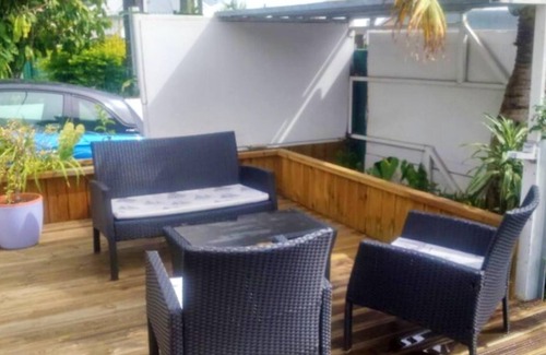 Sainte-Clotilde House | Homerez - Nice house with garden and terrace & Wifi