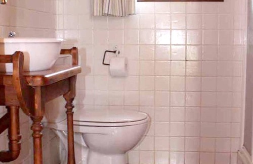 Estepa House | Homerez - Nice house for 6 ppl. with shared pool and terrace at Estepa