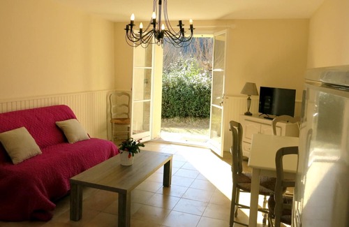 Barjols House | Homerez - Nice house for 6 ppl. with swimming-pool and terrace at Barjols