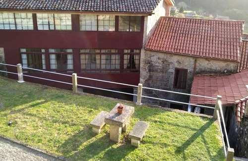 Gondomar House | Homerez - Property 5 km away from the beach for 9 ppl. with shared pool at Nande