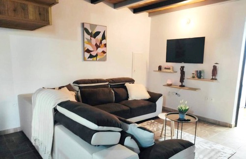 La Plaine-des-Palmistes House | Homerez - Bungalow for 6 ppl. with garden and terrace at La Plaine des Palmistes