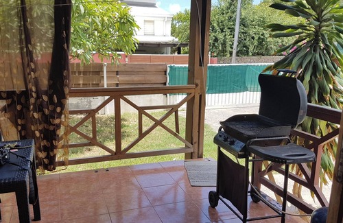 Grand Fond House | Homerez - Cosy house in Saint-Gilles with garden