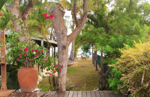 Grand Fond Villa | Homerez - Villa for 7 ppl. with swimming-pool at Saint-Gilles les Bains