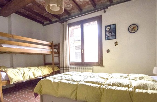 Massa Marittima Apartment | Homerez - Spacious apartement for 8 ppl. with shared pool at Massa Marittima