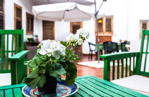 Sferracavallo Apartment | Homerez - Spacious apartment Near the beach and garden