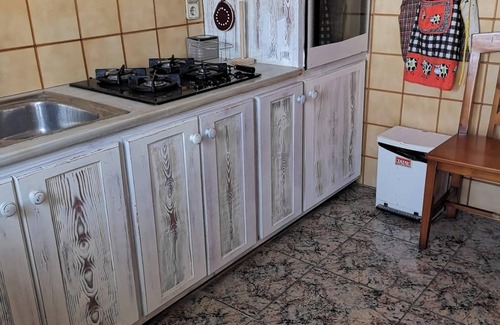 Deltebre House | Homerez - Spacious House in Deltebre, Terrace Included