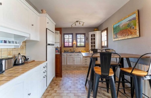 Vezenobres Villa | Homerez - Spacious Villa in Vézénobres with Private Pool