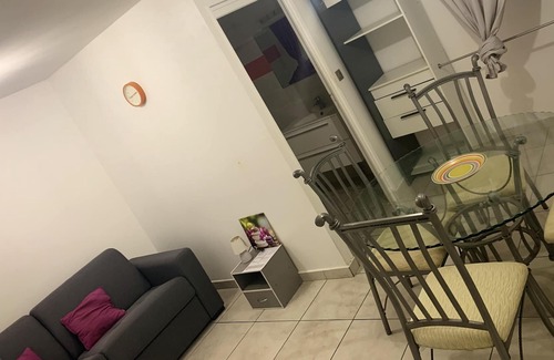 L'Houezel Apartment | Homerez - Studio for 2 ppl. with shared pool, garden and terrace at Le Gosier