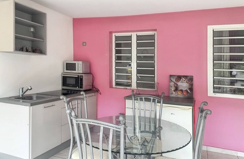 L'Houezel Apartment | Homerez - Studio with Pool - Le Gosier