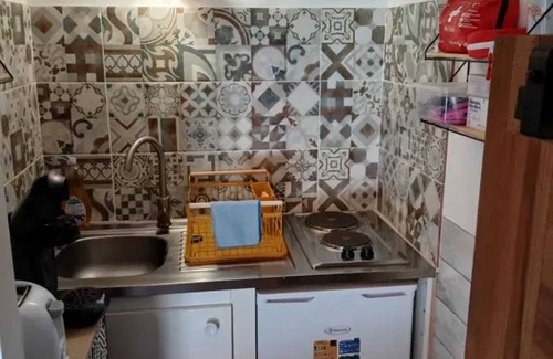 Mercuer Apartment | Homerez - Studio with private pool Mercuer