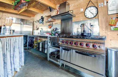 Sapogne-et-Feucheres Villa | Homerez - Villa in Sapogne-et-Feuchères