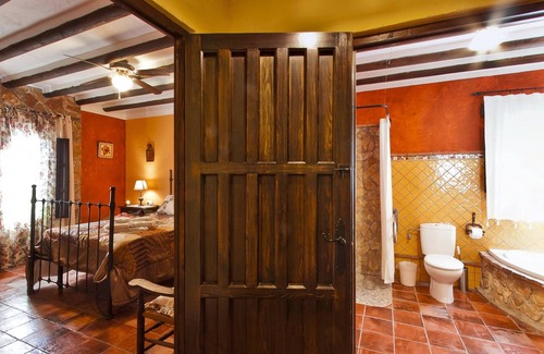 Priego de Cordoba Villa | Homerez - Villa for 10 ppl. with swimming-pool and jacuzzi at Priego de Córdoba