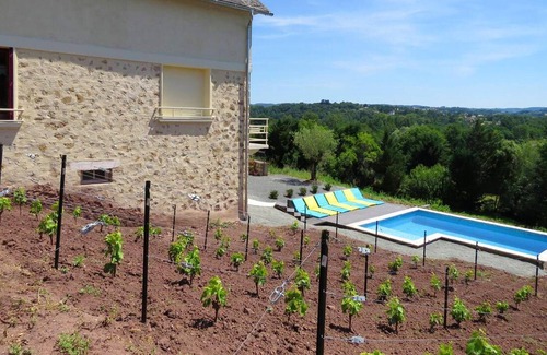 Vars-sur-Roseix Villa | Homerez - Villa for 10 ppl. with swimming-pool and sauna at Vars-sur-Roseix