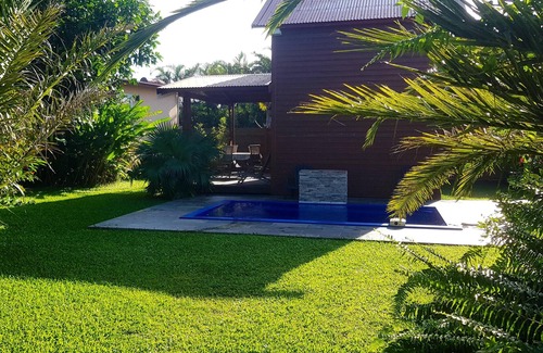 Saint-Andre Villa | Homerez - Villa for 4 ppl. with swimming-pool, garden and terrace at Saint-André