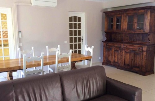 La Turbie Villa | Homerez - Villa for 6 ppl. with swimming-pool, garden and terrace at La Turbie