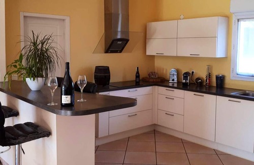 Paulhac Villa | Homerez - Villa for 8 ppl. with swimming-pool, garden and terrace at Paulhac