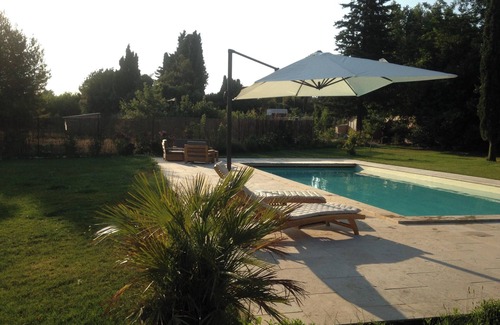 Eyragues Villa | Homerez - Villa in Eyragues with pool