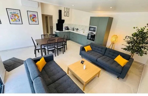 Saint-Maximin Villa | Homerez - Villa in Saint-Maximin