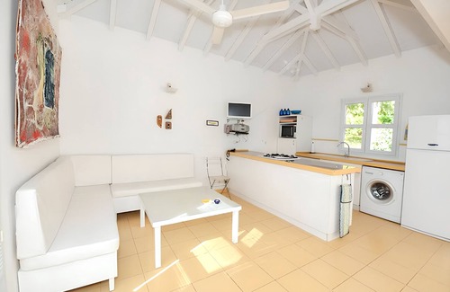 Saint-Francois Villa | Homerez - Villa in Saint-François