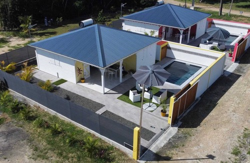 Saint-Francois Villa | Homerez - Villa Saint-François