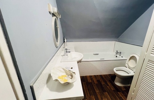 Montrose Hotel | Homesly The George Hotel