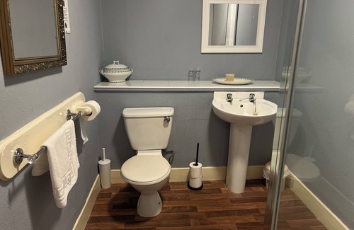Montrose Hotel | Homesly The George Hotel