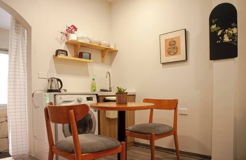 Hoan Kiem Apartment | Homestay @2bed @1sofabed @Cozy @Old quarter @Quiet @Hoan Kiem lake @Hoa Lo