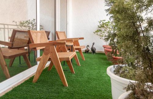 Chandigarh Apartment | Homestay 3 Bhk Apartment with balcony Near Chandigarh Airport IT city Mohali