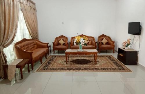 Kampung Tanjong Bendahara House | Homestay Alor Setar - VILLA FARAH