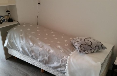 Den Burg House | Homestay Bij Aelita